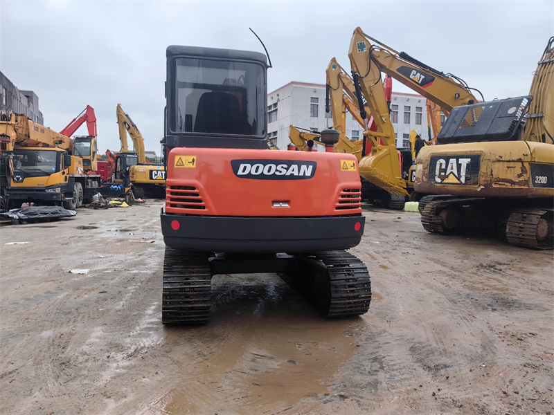 korea doosan excavator dh55 for sale