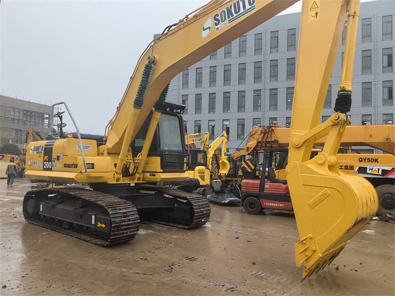 komatsu pc200 excavator pc200-8