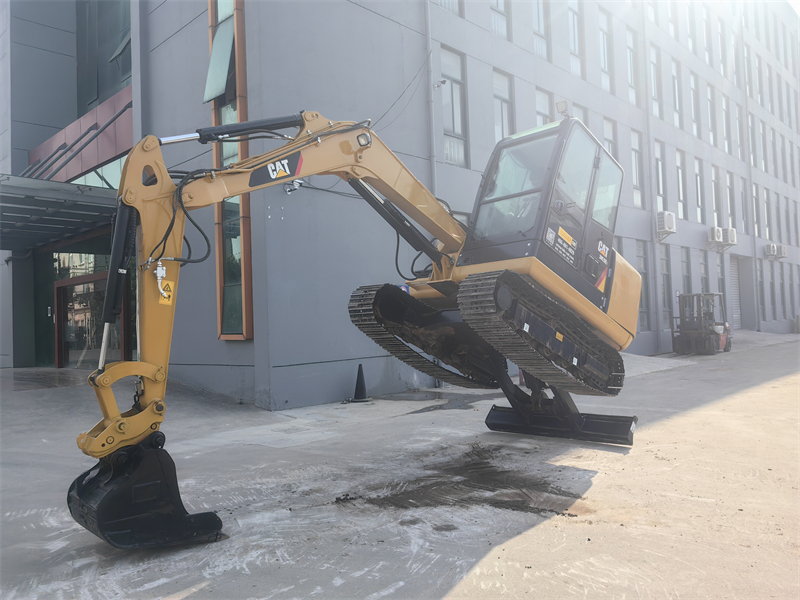 cat mini excavator 305.5e