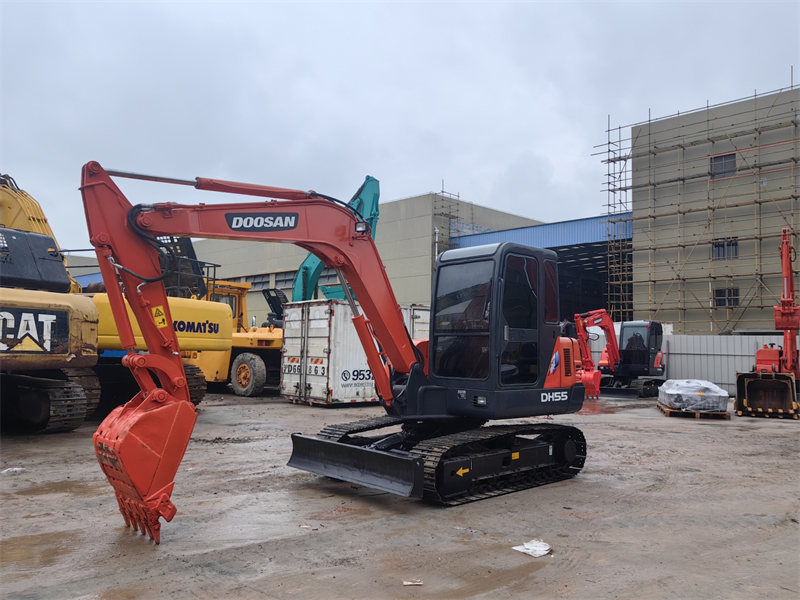 korea doosan excavator dh55 for sale