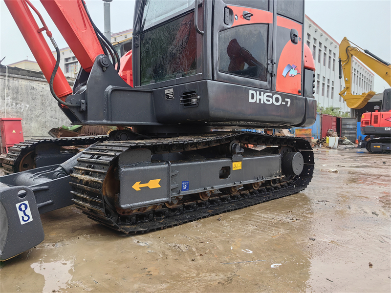 Doosan DH60 Mini Excavator