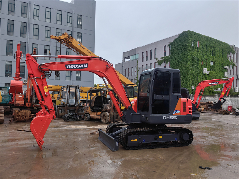 Used Doosan DH55 Excavator Cheap Price