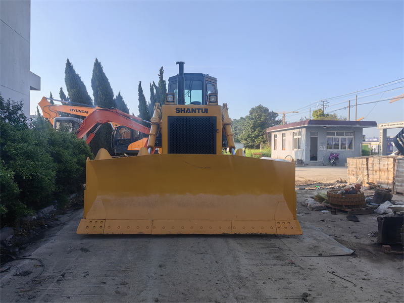 USED BULLDOZERS SHANTUI SD22 SD16