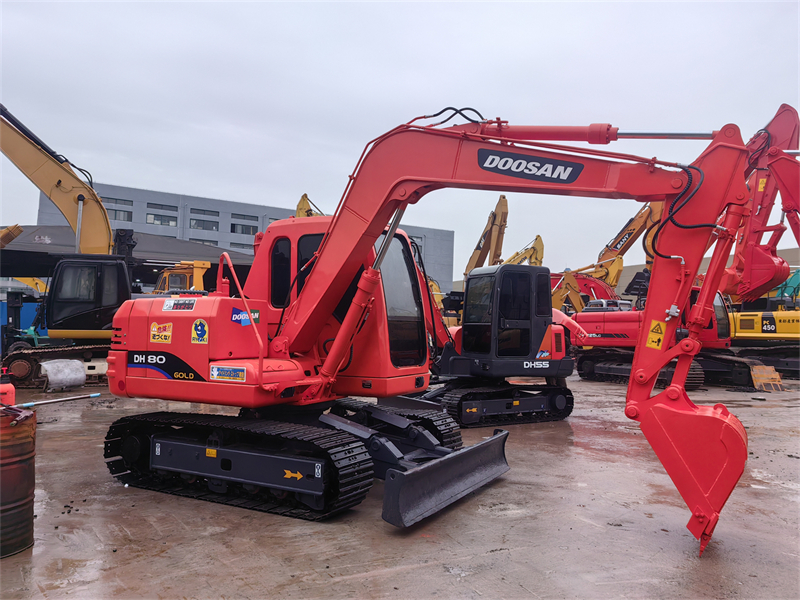 Used Doosan Excavator DH80 