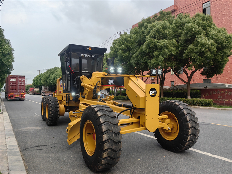 Caterpillar motor grader 140k