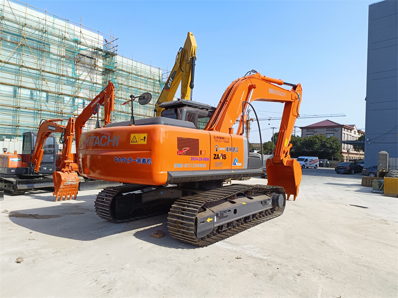 Hitachi zx200-3G excavator