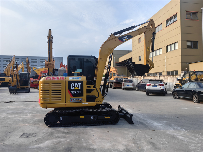 CAT 305.5 Mini Excavator