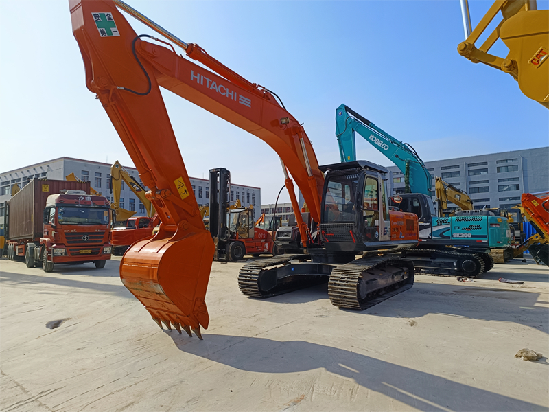 Hitachi zx200-3G excavator