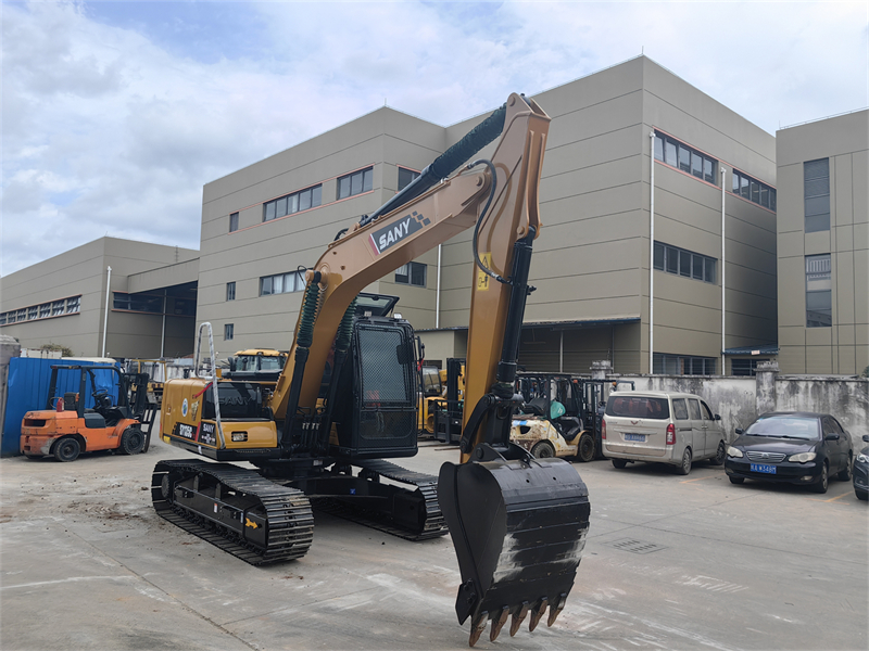 USED SANY SY135C EXCAVATOR