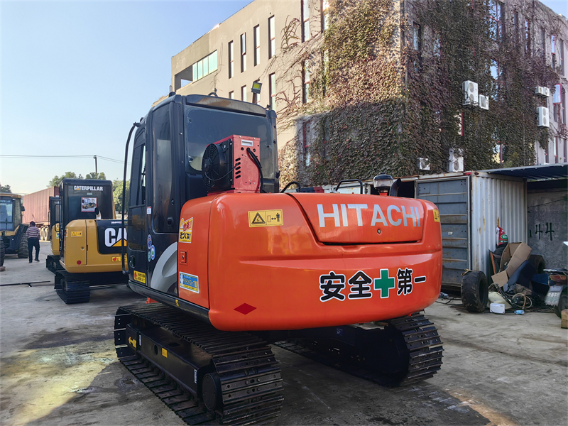 Hitachi ZX70 Excavator