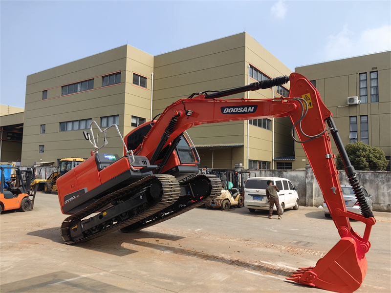 USED Excavators Doosan Dx150LC Dx140 For Sale