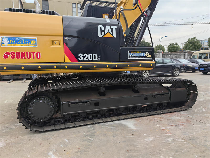 Used Caterpillar 320D excavator