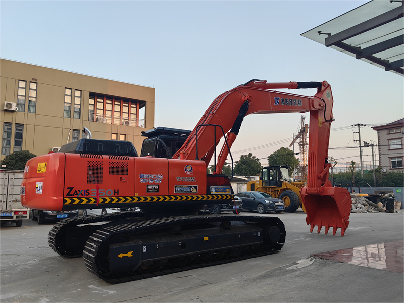 Hitachi zaxis 350-3 excavator