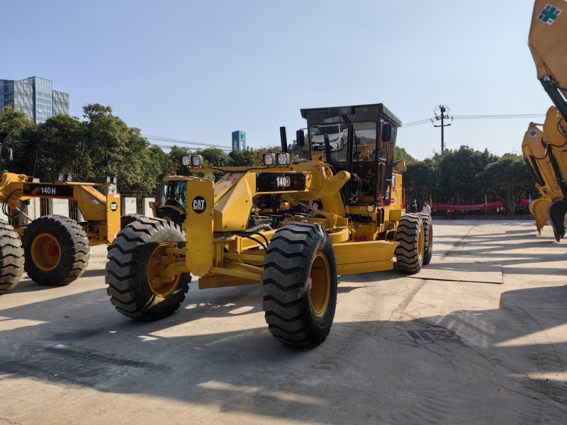 cat 140k used graders