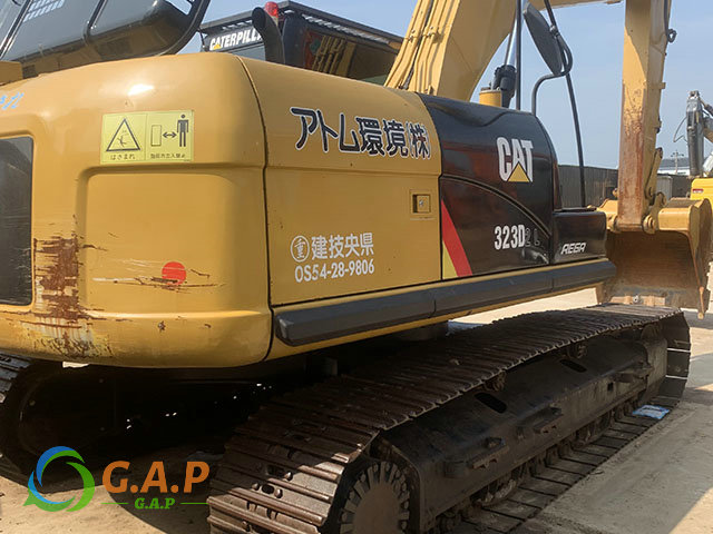 CAT 323D Excavator