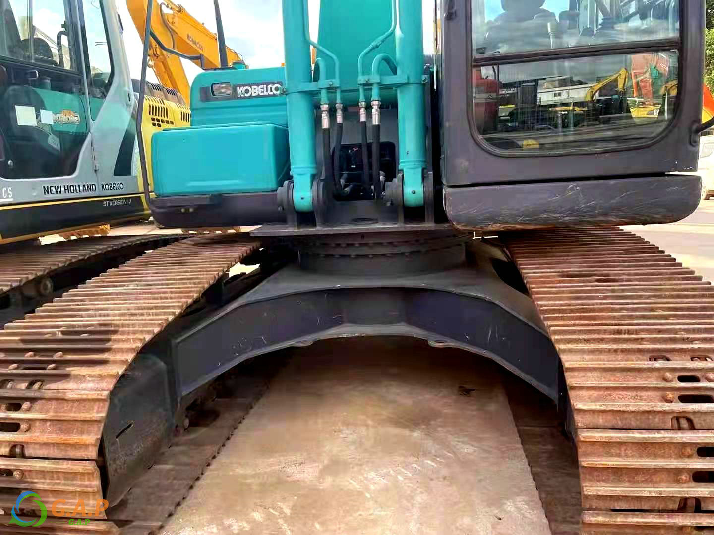 kobelco SK200-8 excavator