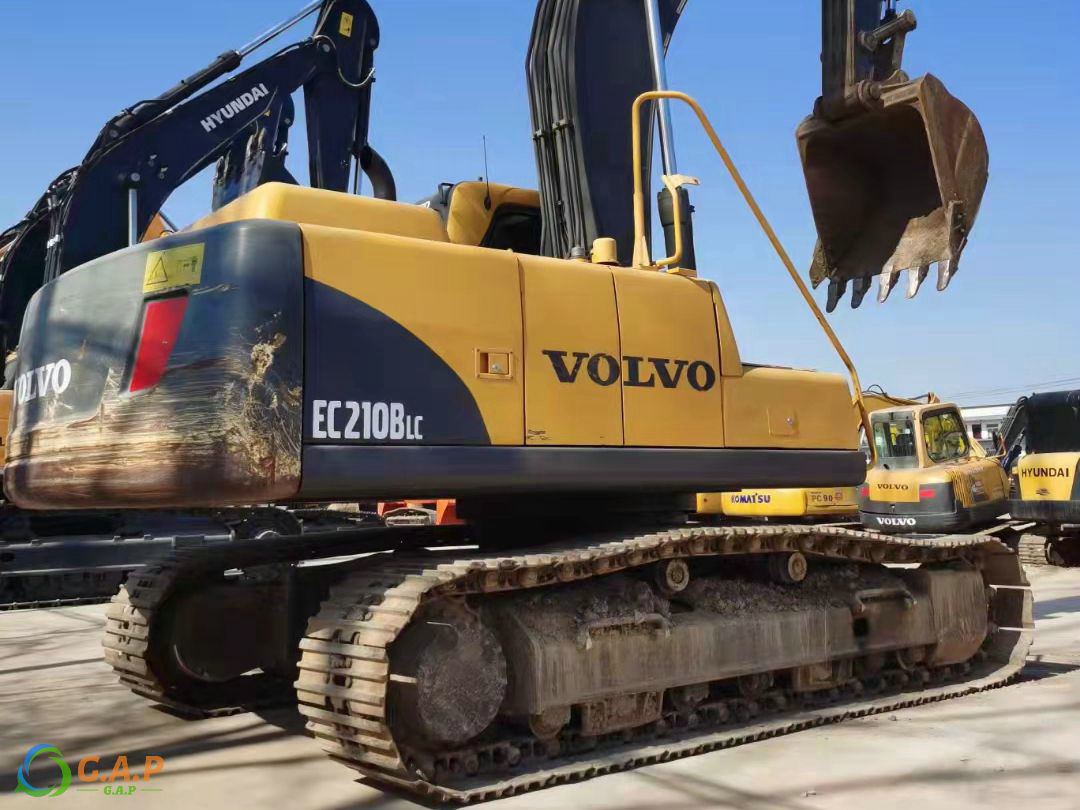 Volvo EC210BLC excavator