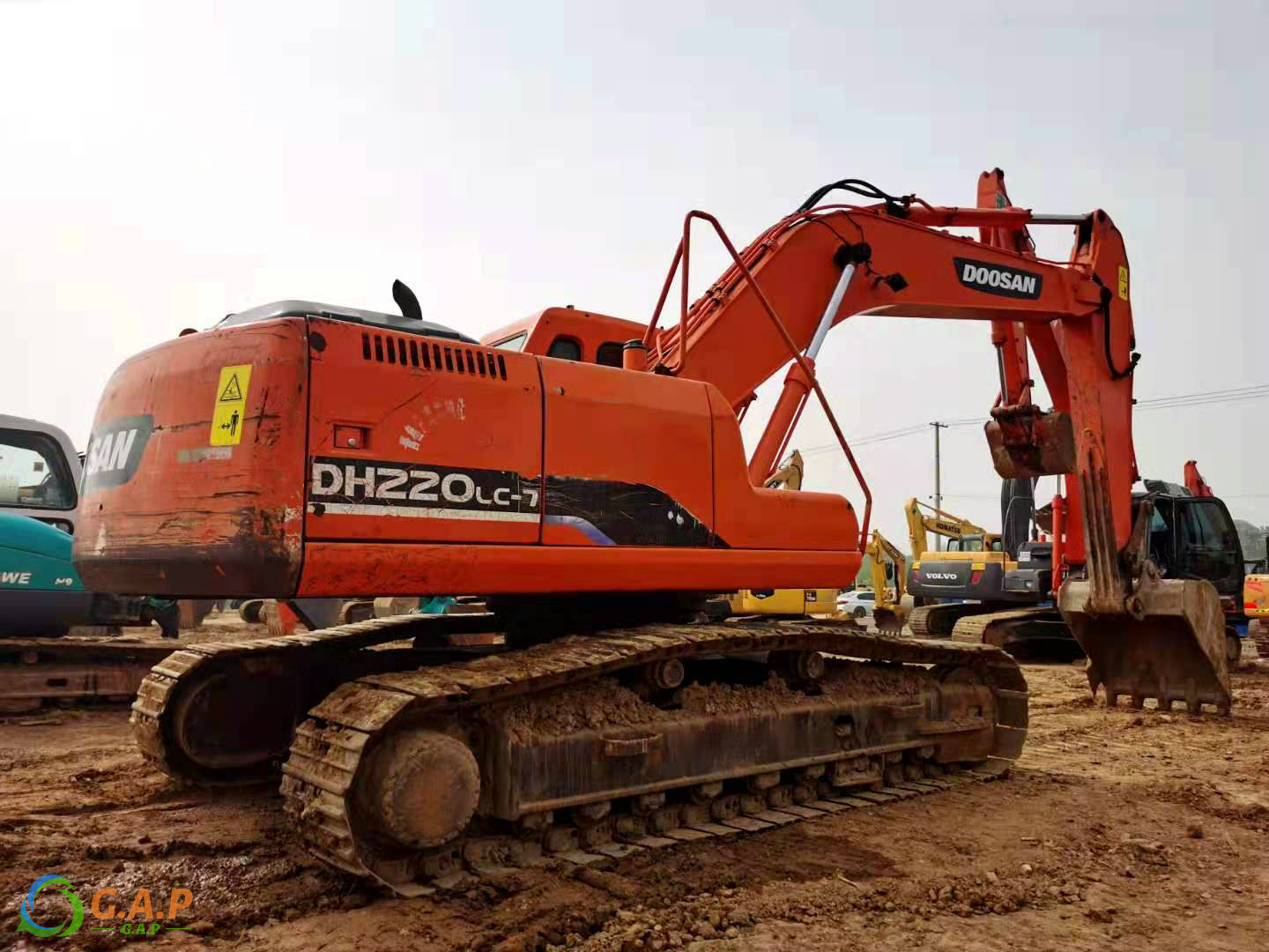 Doosan DH220lc-7 excavator