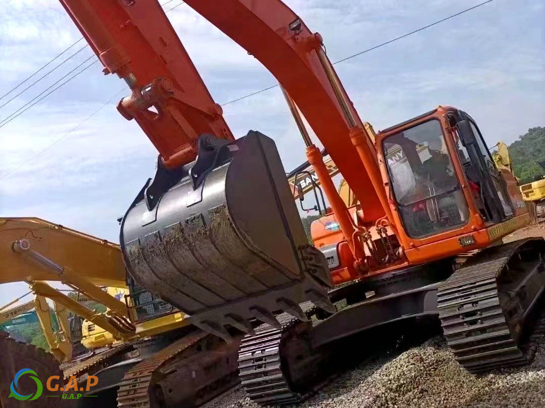 Doosan DX300 excavator