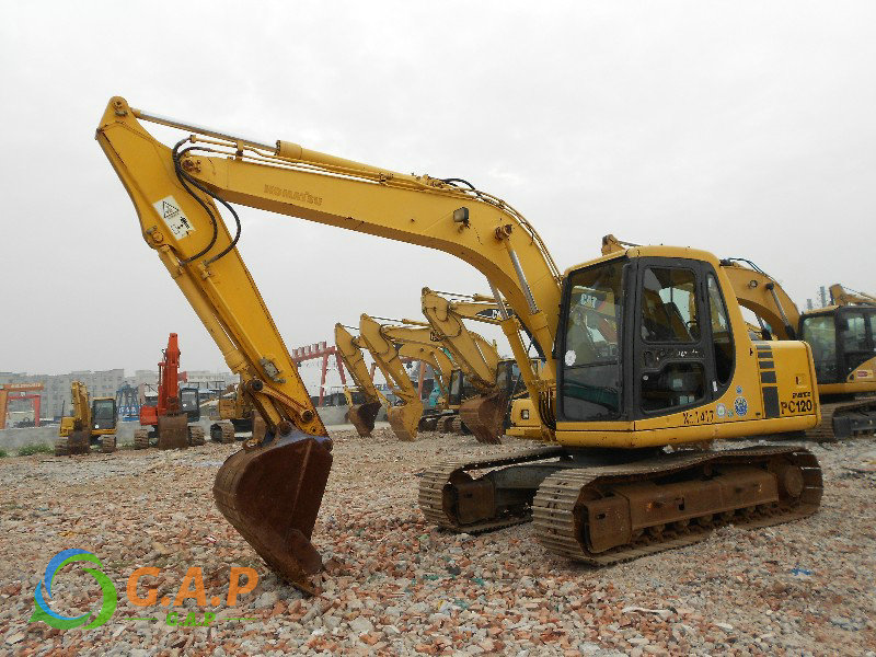 Komatsu PC120-6 Excavator