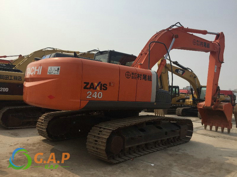 Hitachi ZX240-3 Excavator